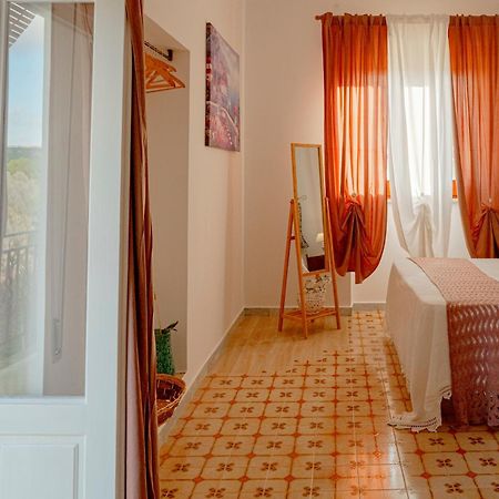 La Nicchia Apartment Villa Castelli Luaran gambar