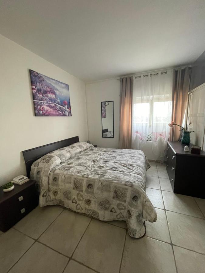 La Nicchia Apartment Villa Castelli Luaran gambar