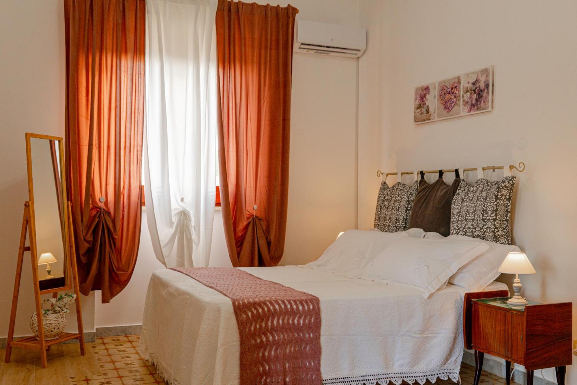 La Nicchia Apartment Villa Castelli Luaran gambar